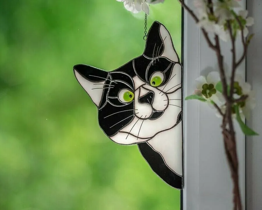 Glosrity Peeking Cat